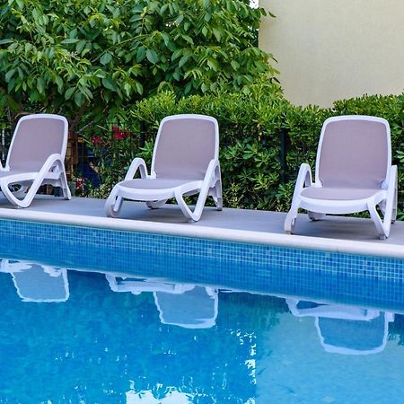 Seka Apartments With A Pool Kastela Ngoại thất bức ảnh